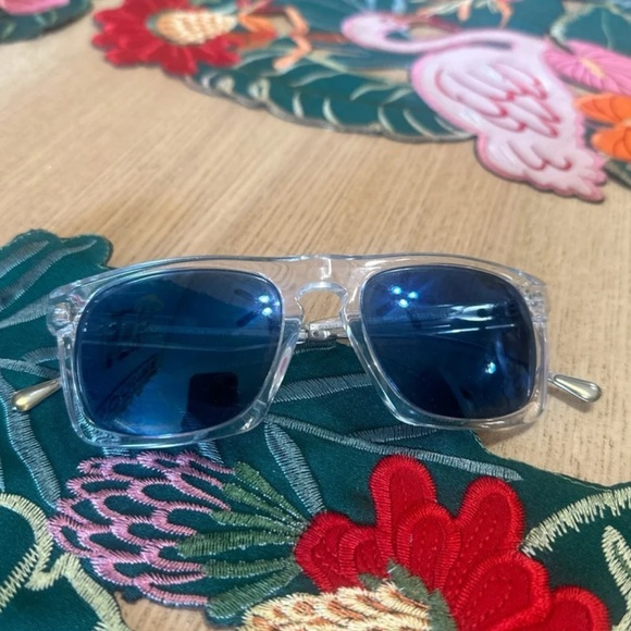 Oliver peoples sunglasses